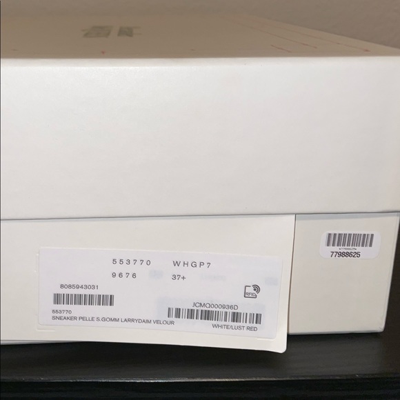 Alexander McQueen Sneakers 💯 Authentic - Picture 13 of 14